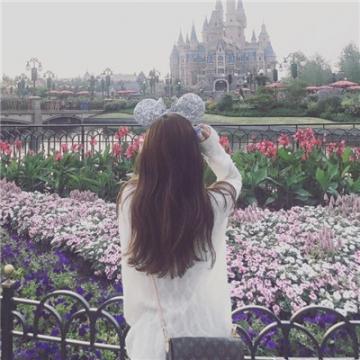 2020唯美小清新女生背影头像大全 在后来的时光再也无