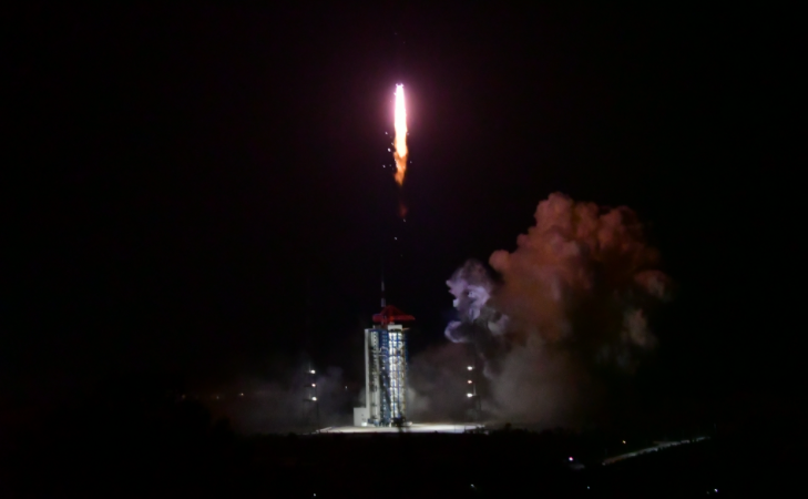 同一时间内连续诞生4个大国重器中国实力究竟有多强大