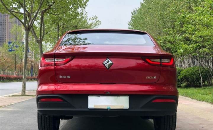 宝骏rc6 2019款 rc6 1.5t cvt 24小时在线精英型