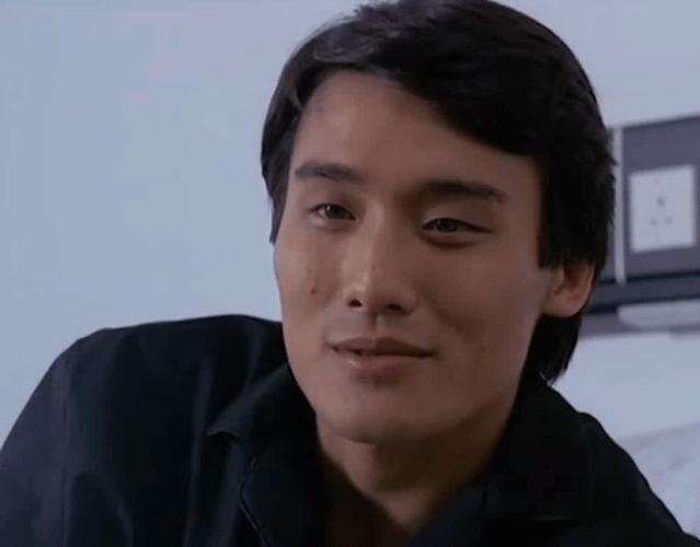 每日一笑精选梁家辉的搞笑gif动图