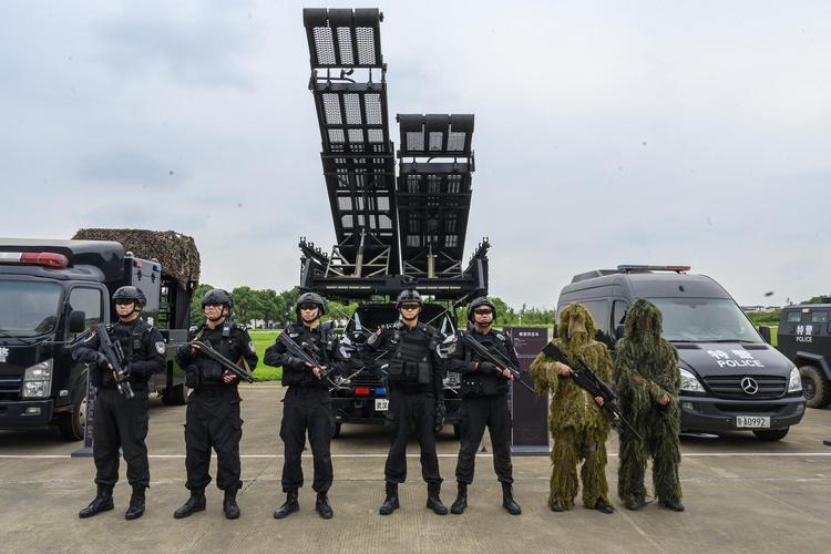 武汉市公安局特警支队民警