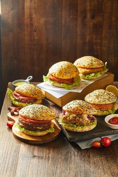 9元购门市价60元【双人钜惠套餐】多汁厚牛现烤汉堡 拉丁椒香现烤汉堡