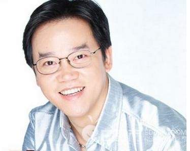 涉嫌古董诈骗两个亿,昔日广东著名主持人陈维聪唏嘘的