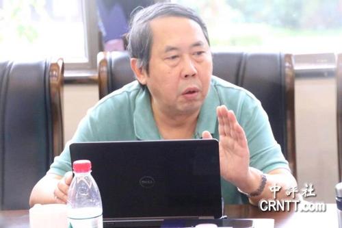 曹德军,北京大学国际关系学院博士生,北京大学"学术十杰"获得者.