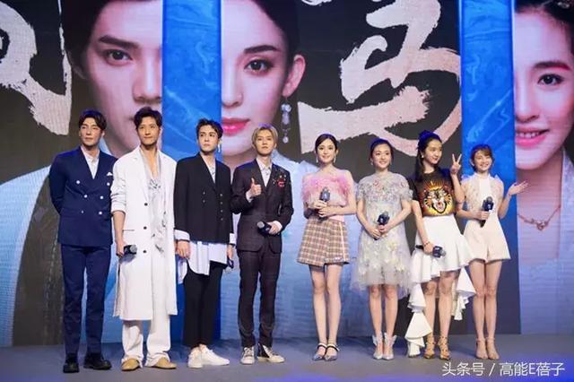 来源:名资汇网 2018-09-16 13:21:32  分享到: 古力娜扎也是圈里有