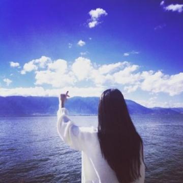 2020微信头像女生海边背影唯美图片 爱是用时间来证明