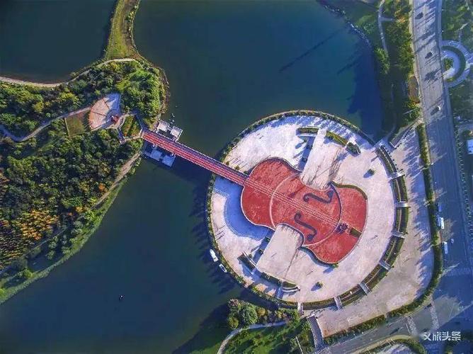 (北苑片区北苑路聂耳音乐广场旁) 营业时间:全年7:00-22:00 人均价格