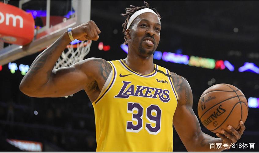 自吹!帕金斯:霍华德锁死了约基奇 就像我当年锁死他