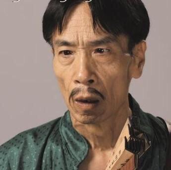 大家看我像不像张震!