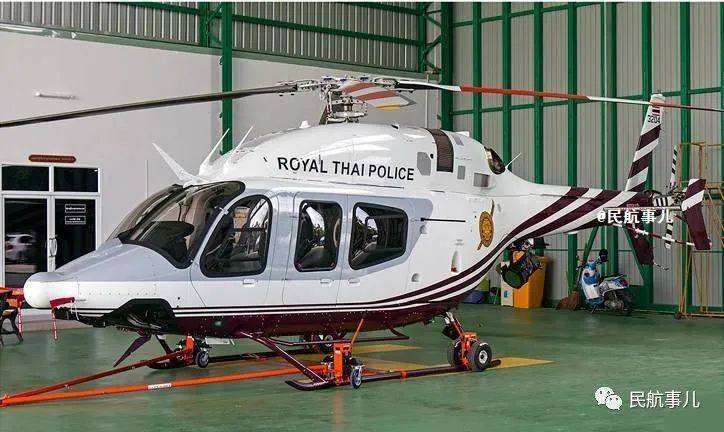 一架贝尔429直升机坠落,机上6人受轻伤_东航坠机事故目前共确认120人