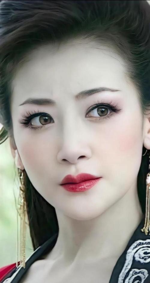 陈紫涵|胭脂泪让人心憔悴