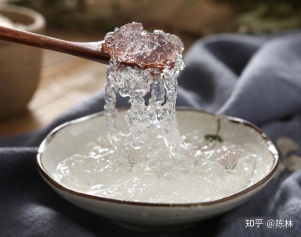 雪燕怎么泡发?雪燕要泡发多久?吃雪燕有什么好处 ?