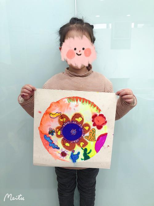 5-6岁油水分离儿童画_儿童画_油画棒_水彩笔_上海自由