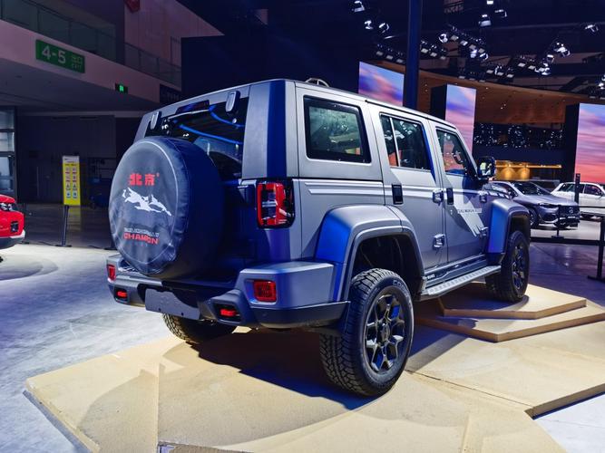 售20.99万元 北京越野bj40环塔冠军版亮相成都车展