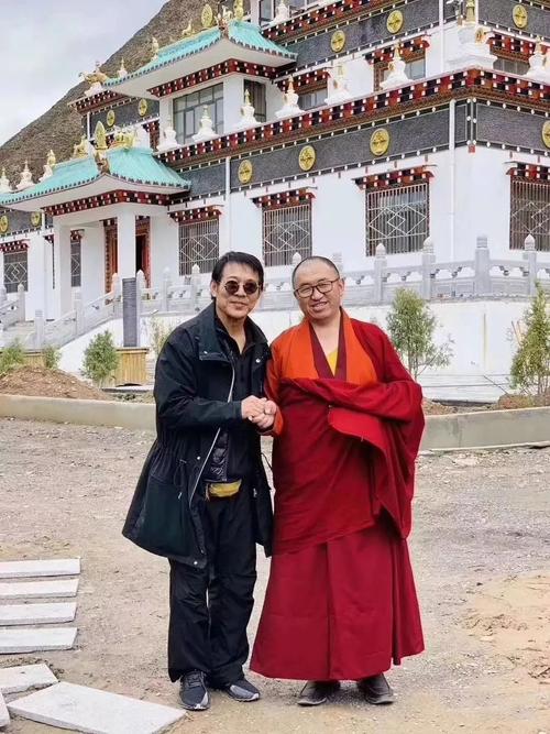 秋英多杰仁波切,土登寺活佛,出生于青海玉树