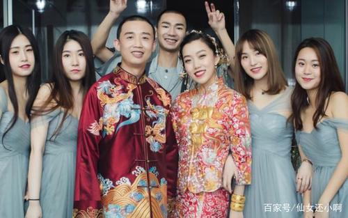 歌手gai要当爸爸了,老婆王斯然孕肚照曝光,夫妻合体上