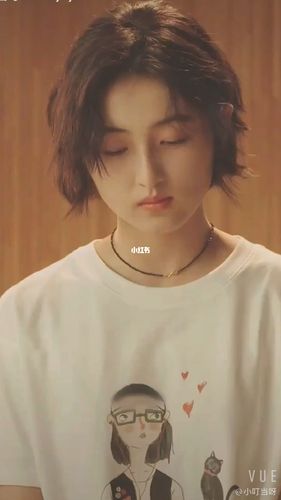 张子枫发型_发型_张子枫_夹板_烫发_教程_发型分享_娱乐_明星娱乐资讯