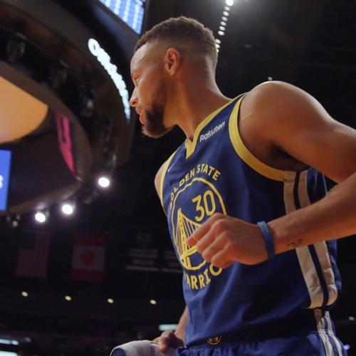 库里时隔五年再拿三双##勇士战胜湖人##nba新赛季