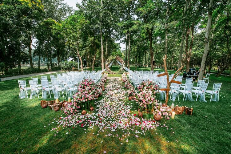 草坪婚礼攻略 值得收藏!