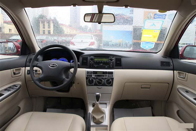 比亚迪新f3内饰官图曝光 北京车展上市