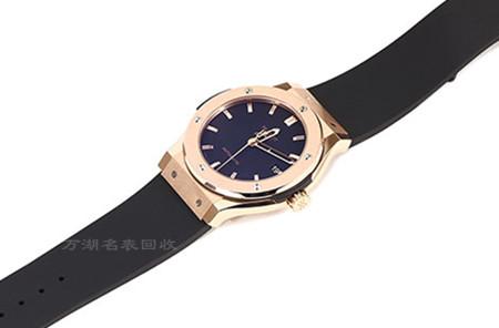 hublot宇舶手表回收 经典融合系列男式自动机械腕表511.px.1180.rx
