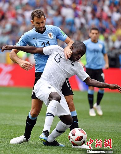 格里兹曼一传一射 法国2:0胜乌拉圭晋级四强