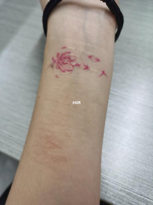 最后悔的一个纹身手腕樱花可以遮盖吗_纹身_疤痕_纹身