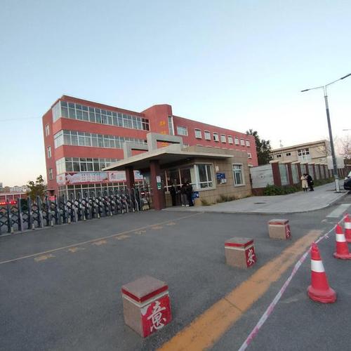 美丽漂亮的盘锦市兴隆台辽河油田第三高级中学