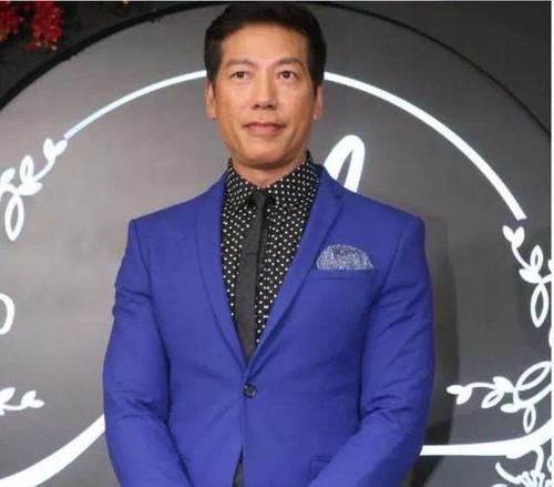 58岁"乌鸦哥"张耀扬近照曝光,曾因吸毒息影七年,如今风采依旧