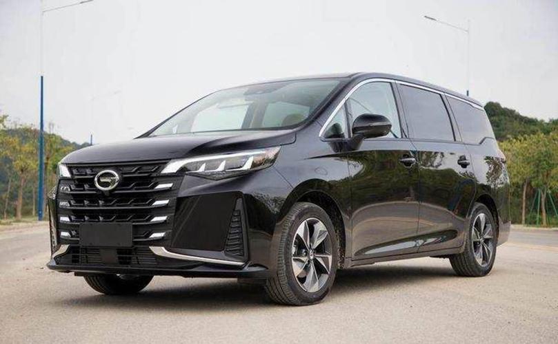 家用mpv新选择!改款传祺m6 pro更霸气更舒适