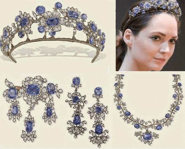 头饰原本属于17世纪声名显赫的意大利贵族barberini家族,头饰搭配项链