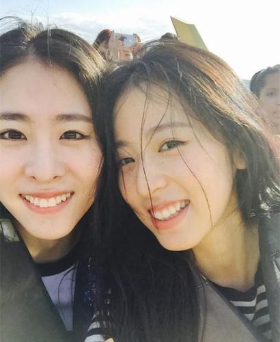 井柏然好友,和鹿晗吵过架的她现被拍和许魏洲吻了