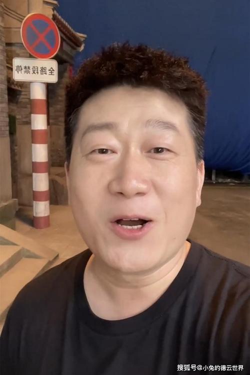 德云社张鹤伦回应撞脸巩立姣,引发网友热议,这已经是第二次了