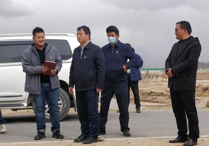 近日堆龙德庆区委副书记,区长杜江赴乃琼街道波玛村调研指导村集体