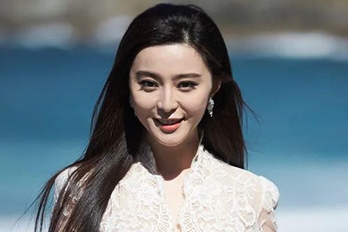 胭脂雪完整歌词-胭脂雪lrc歌词-范冰冰