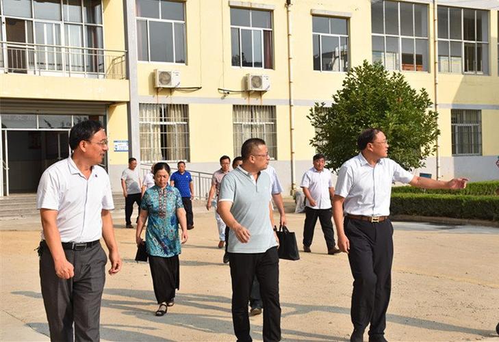 暖心!泰山区政协陈庆业主席到省庄一中走访慰问