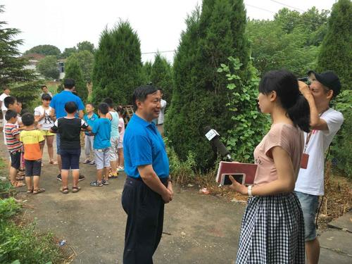 校领导赴庐江县白山镇站岗村看望行知学堂小先生及留守儿童
