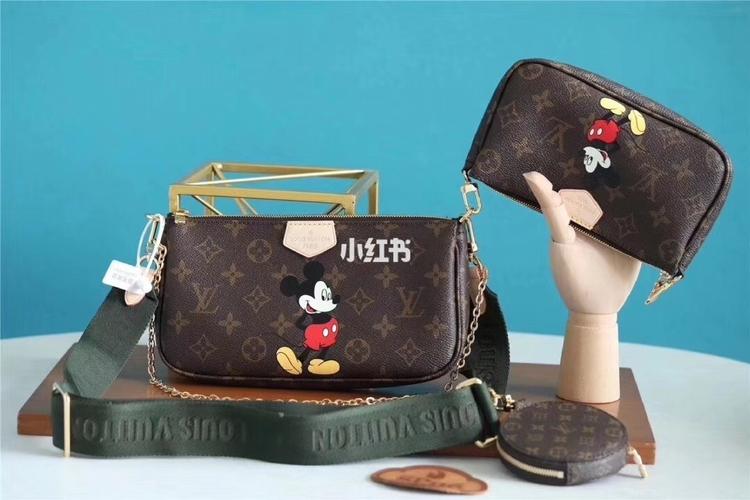 lv米奇老鼠_米奇_路易威登怎么样_肩带_麻将_时尚_箱包