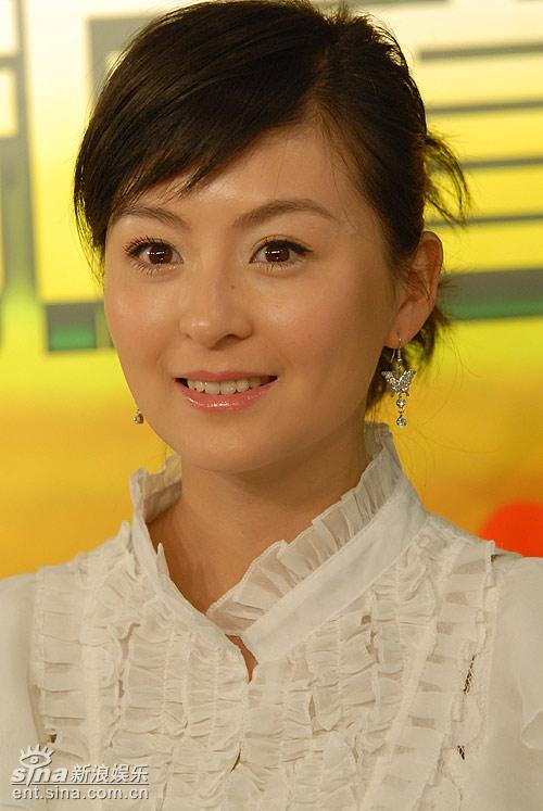 图文:戴娇倩聊《大声呼唤你回来》--柔美笑容