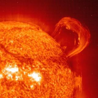 日珥,日冕,日食