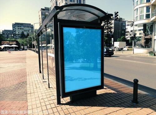 公交车站广告灯箱板