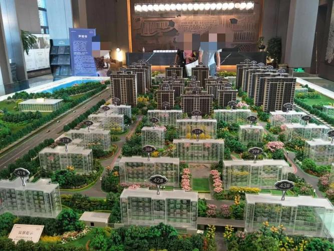 网曝虞城展图悦府楼盘多栋楼无预售证违规销售提前收取数百人诚意金