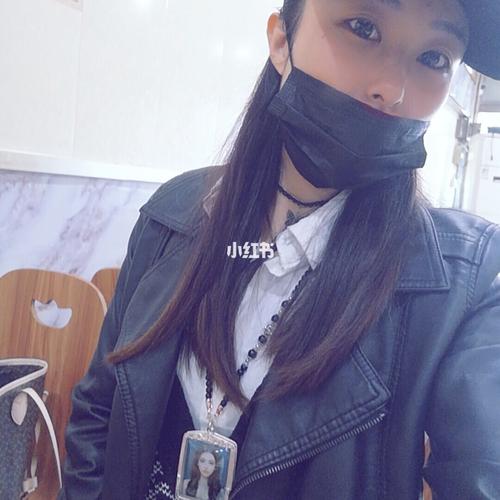 黑色口罩_口罩_化妆_冬天去哪玩_小姐姐的最爱_医疗健康_医疗健康其他