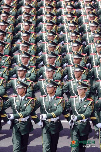 武警部队抗战英模部队方队