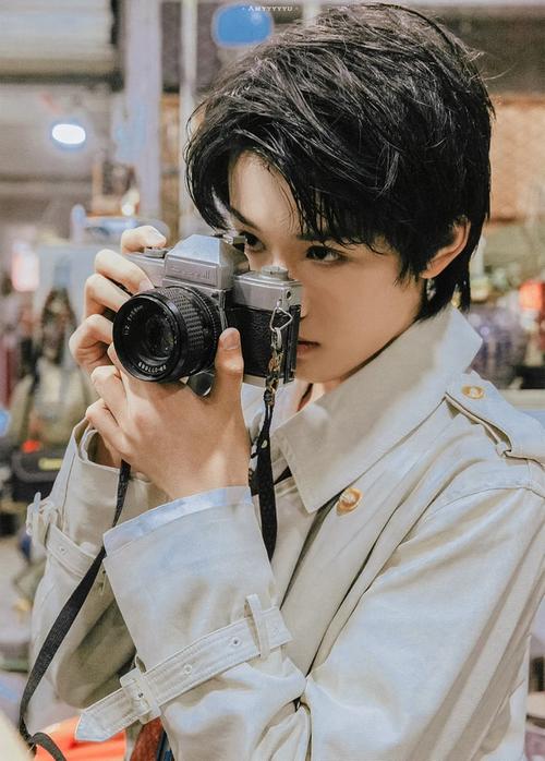 本组需要一个张极写真壁纸楼09