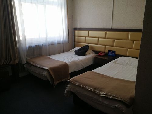 德海源宾馆302房间