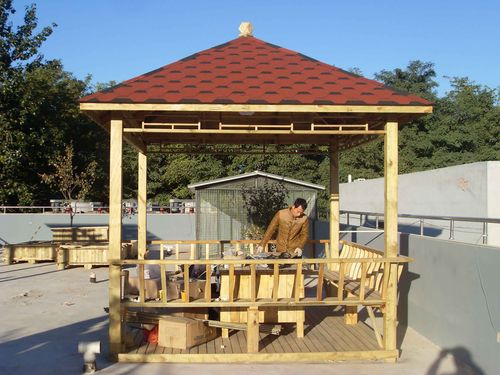 防腐木亭子