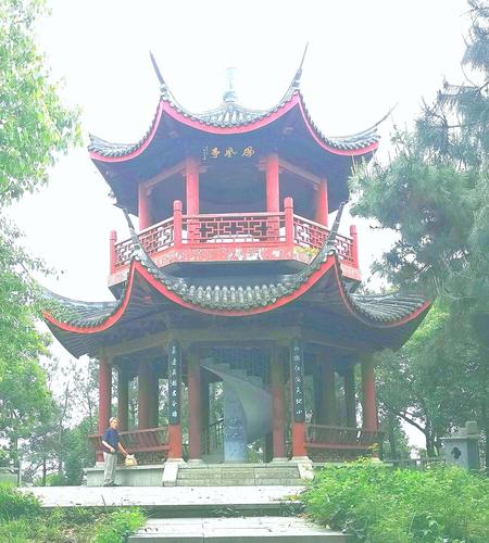 5月6日,西湖凤凰山凤凰亭.