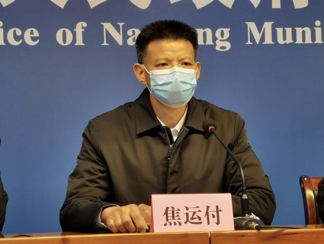 桐柏县人民政府副县长 焦运付先生介绍情况.