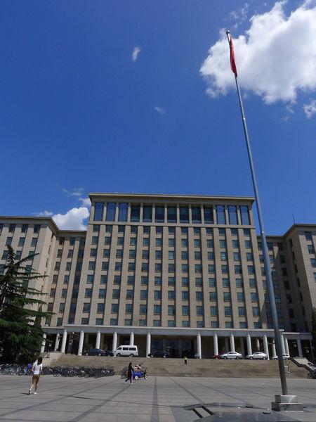 北京清华大学教学楼简笔画